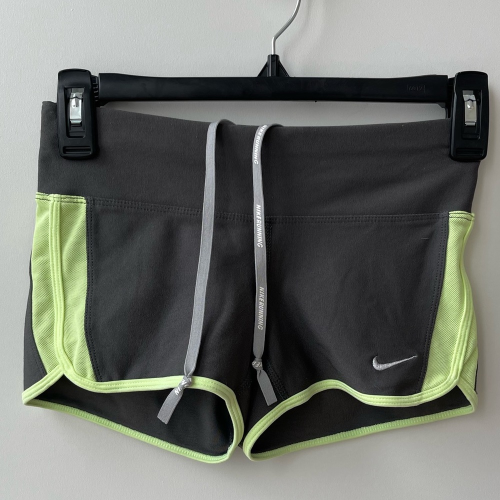 Nike women’s running shorts in great condition